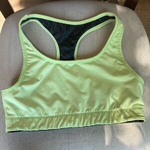 Reversible, sports bra, yellowish, green and black. Size meduim